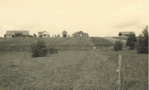 vaha-eskelin-talo-kesalla-1948